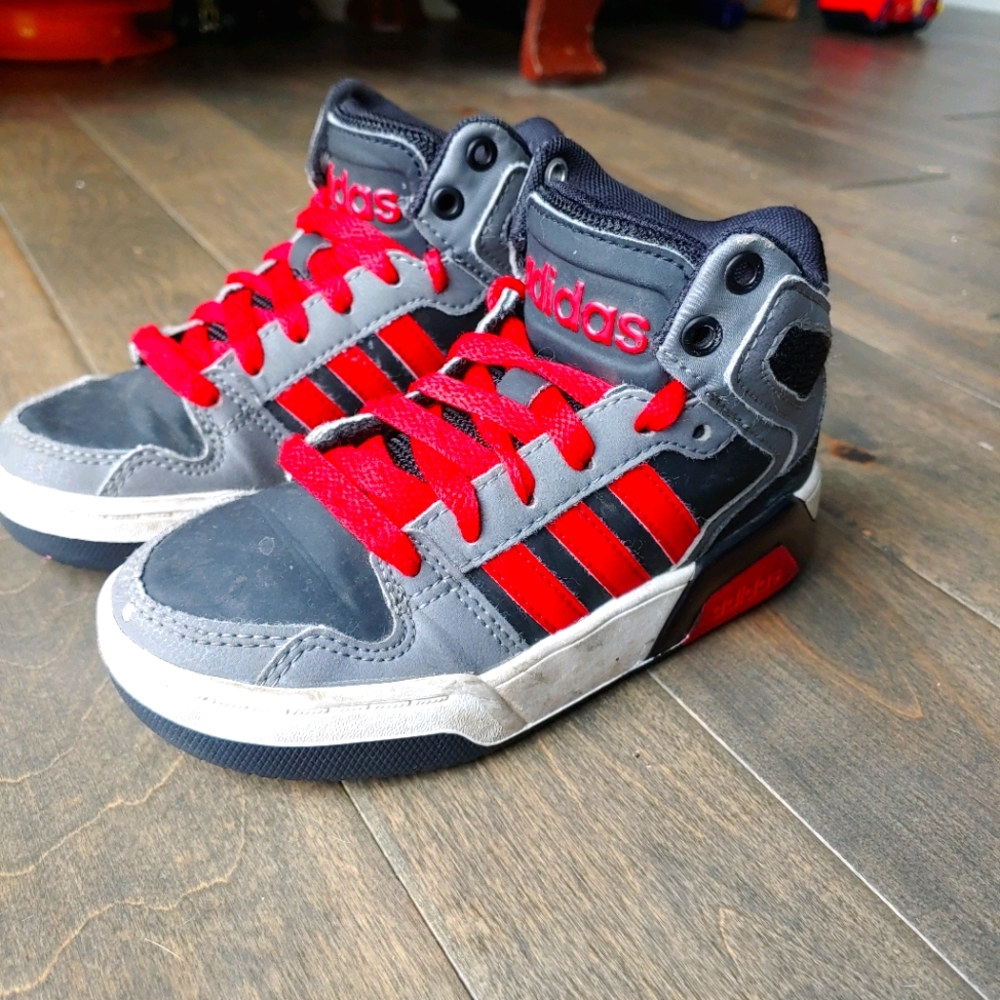 Adidas Kids Shoes size 11